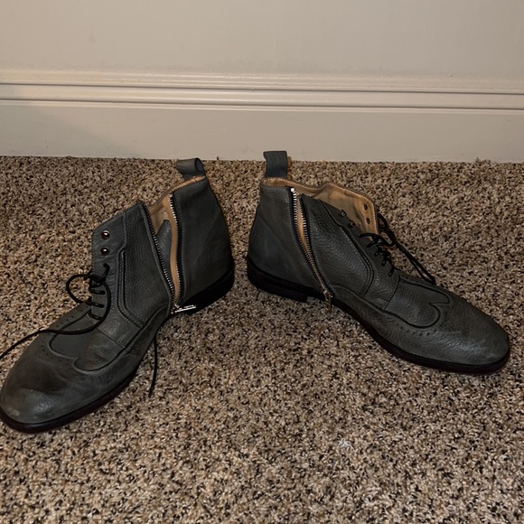 Kenneth Cole Quick Think-R Gray Leather Ankle Boots Size 12 - Picture 2 of 8